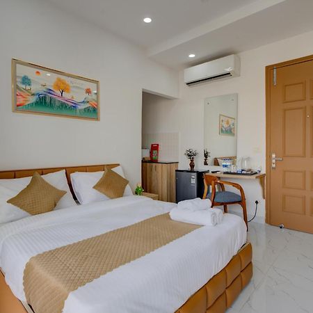 The Lodgers Studio Apartment Infront Of Artemis Hospital Gurugram Gurgaon Dış mekan fotoğraf