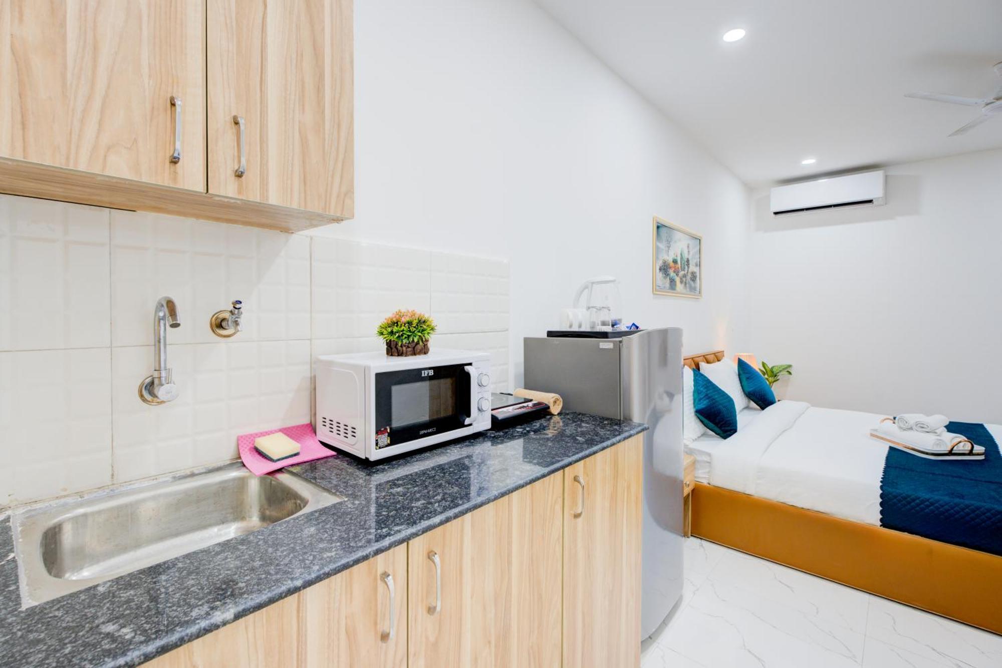 The Lodgers Studio Apartment Infront Of Artemis Hospital Gurugram Gurgaon Dış mekan fotoğraf