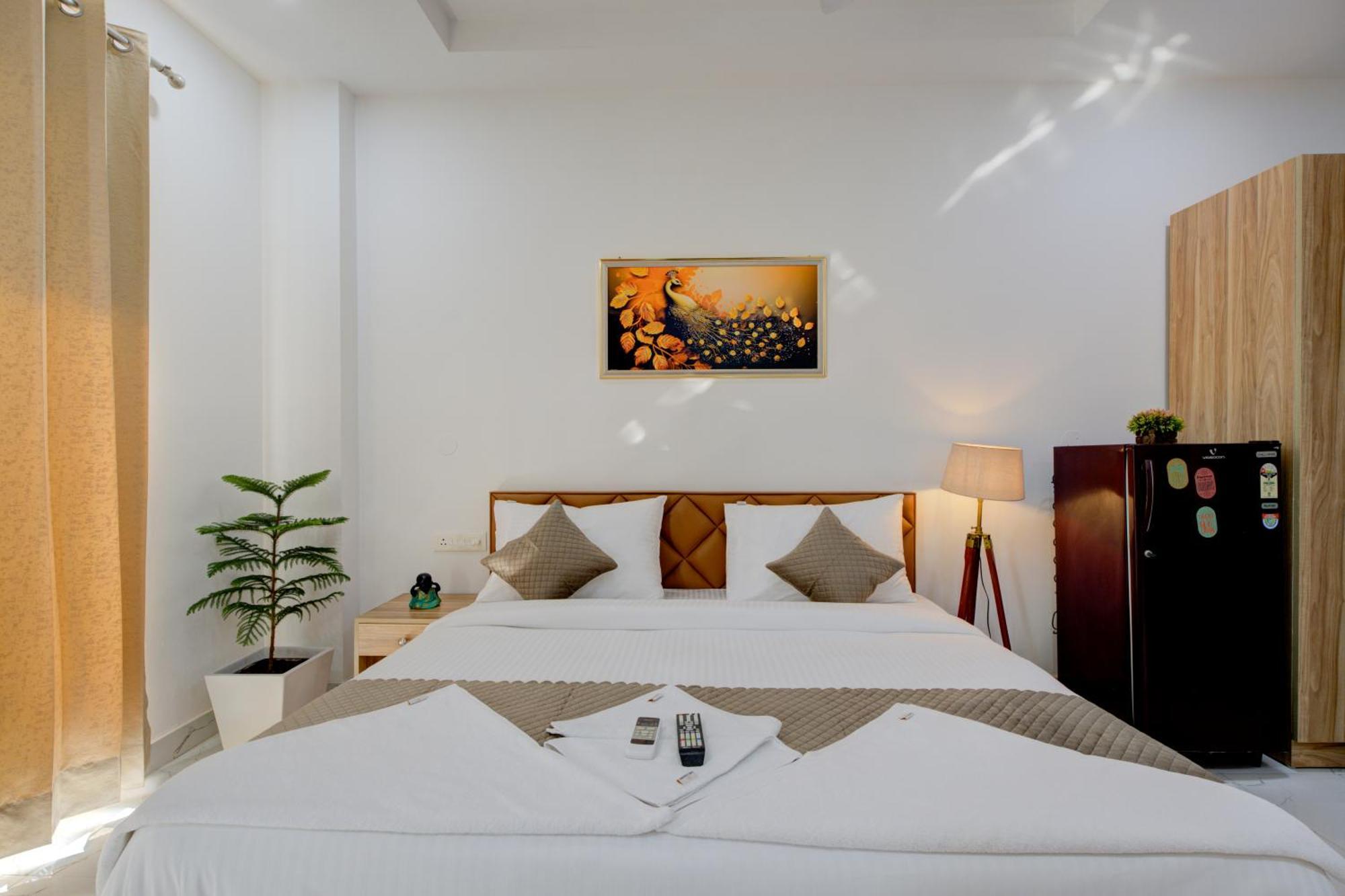 The Lodgers Studio Apartment Infront Of Artemis Hospital Gurugram Gurgaon Dış mekan fotoğraf