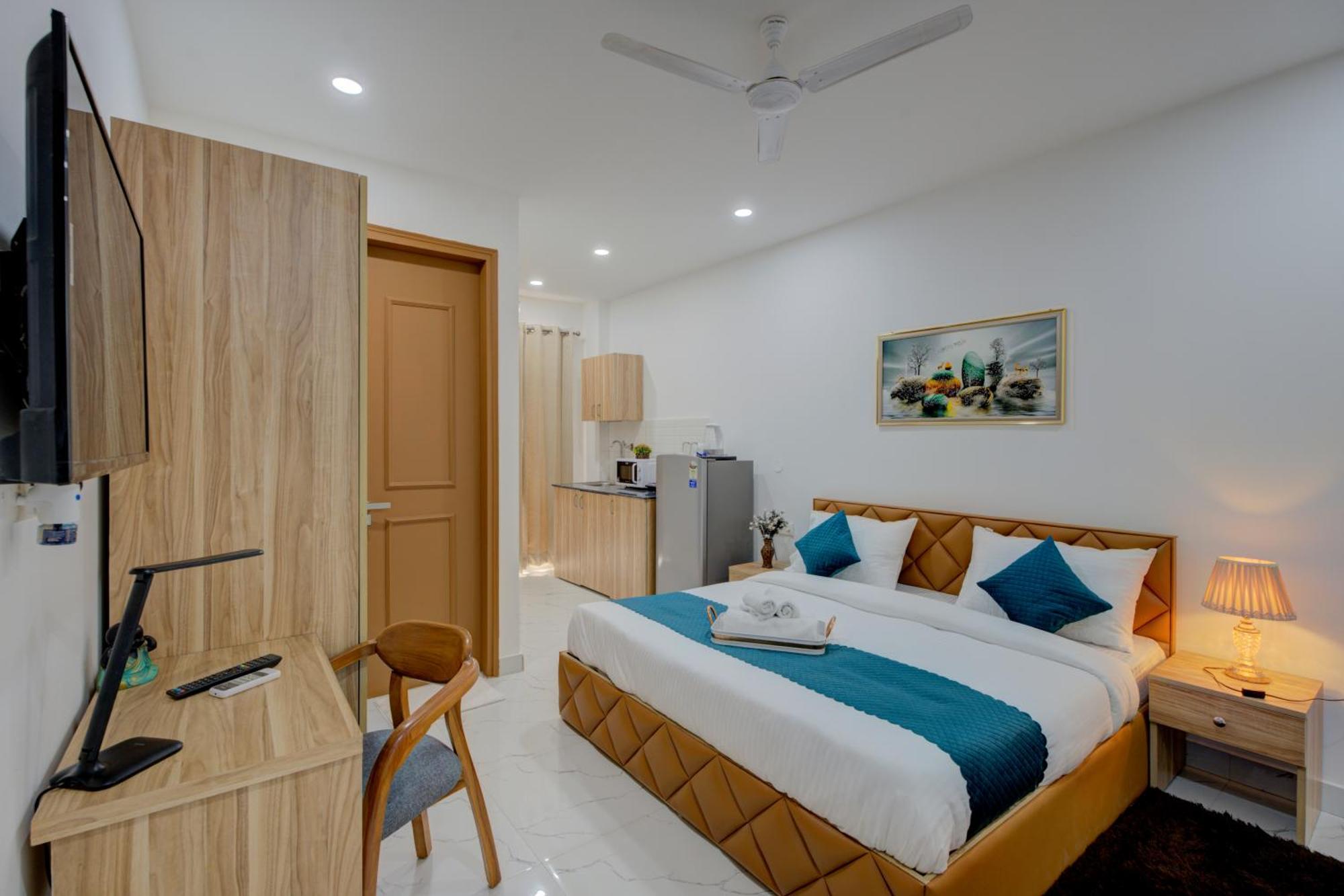 The Lodgers Studio Apartment Infront Of Artemis Hospital Gurugram Gurgaon Dış mekan fotoğraf
